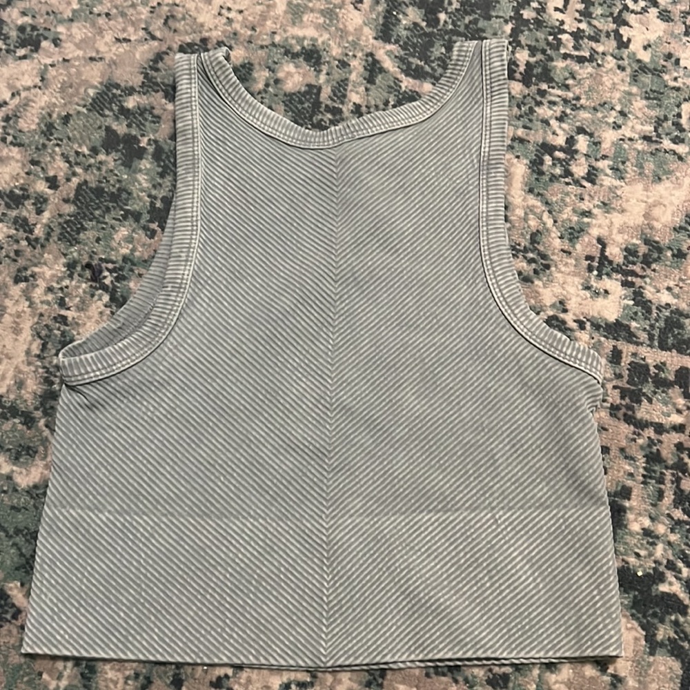 Crop Tank - Picture 2 of 3